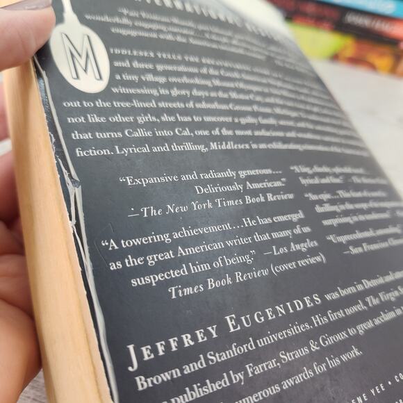 MIDDLESEX Jeffery Eugenides Trade Paperback Novel - Picture 6 of 12
